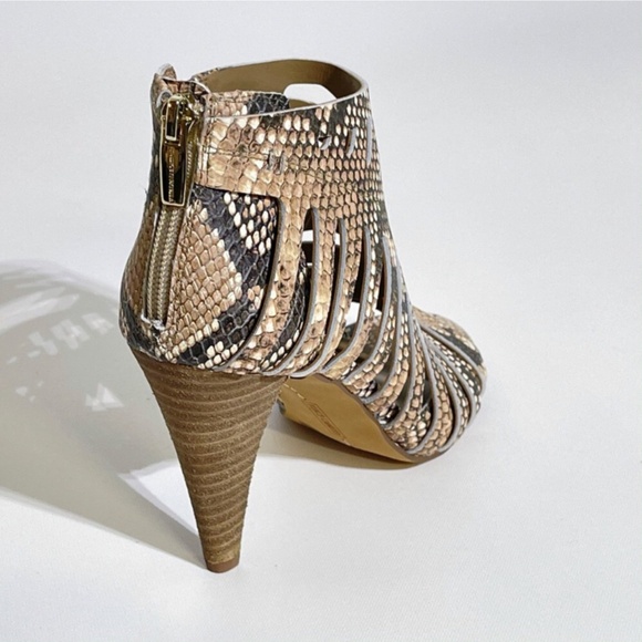 Vince Camuto shoes Size 8M Amendia Natural warm Roccia Leather - Picture 6 of 10